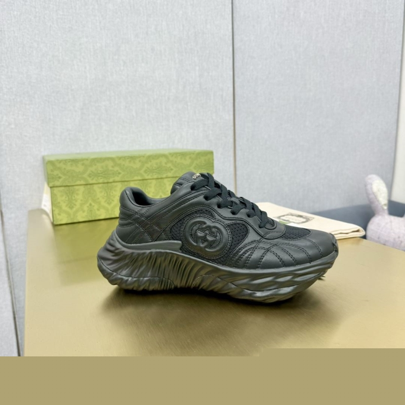 G*u*i casual shoes